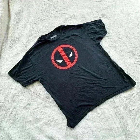 Marvel Deadpool Tee Shirt size XL - Picture 1 of 3